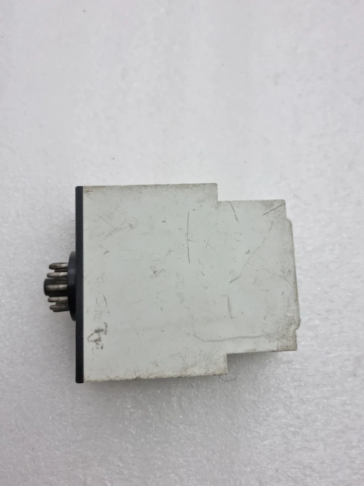 Carlo Gavazzi PMC01D230 Multifunction Timer 230Vac PMC01D230